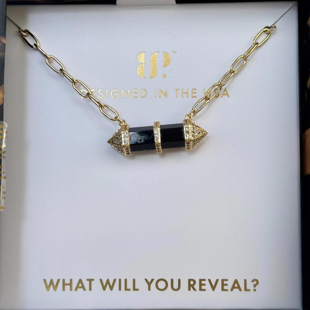 Bomb Party UNTAMED NK57008 "Whispered Growl" Black Onyx on Yellow Gold - Picture 2 of 3